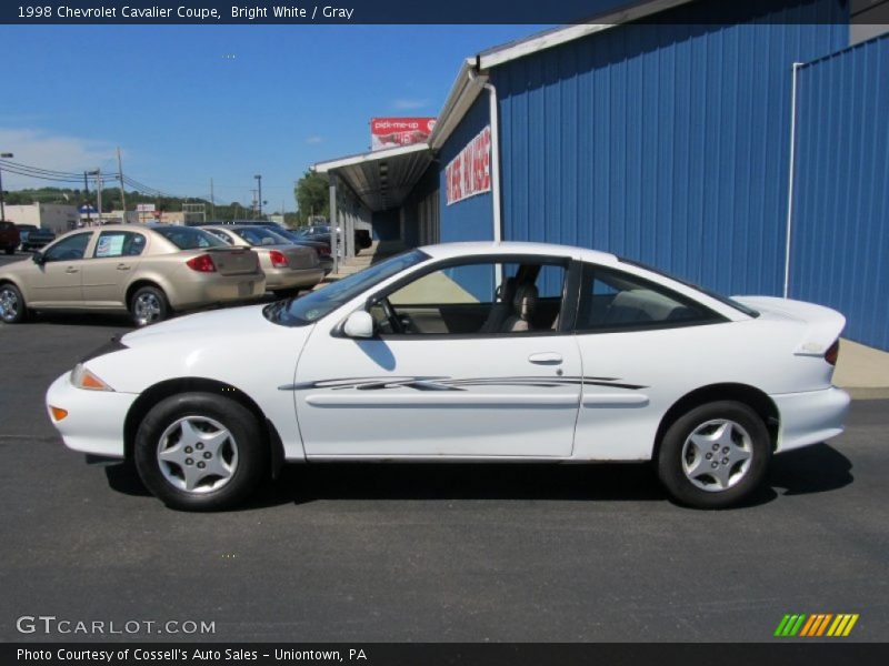 Bright White / Gray 1998 Chevrolet Cavalier Coupe