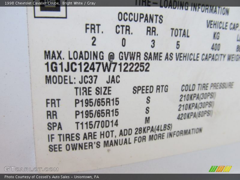 Bright White / Gray 1998 Chevrolet Cavalier Coupe