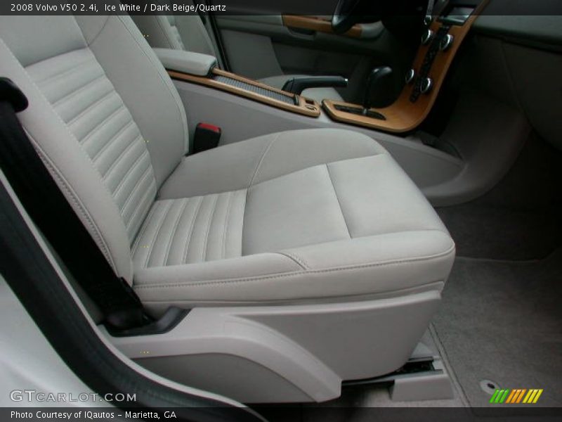 Ice White / Dark Beige/Quartz 2008 Volvo V50 2.4i
