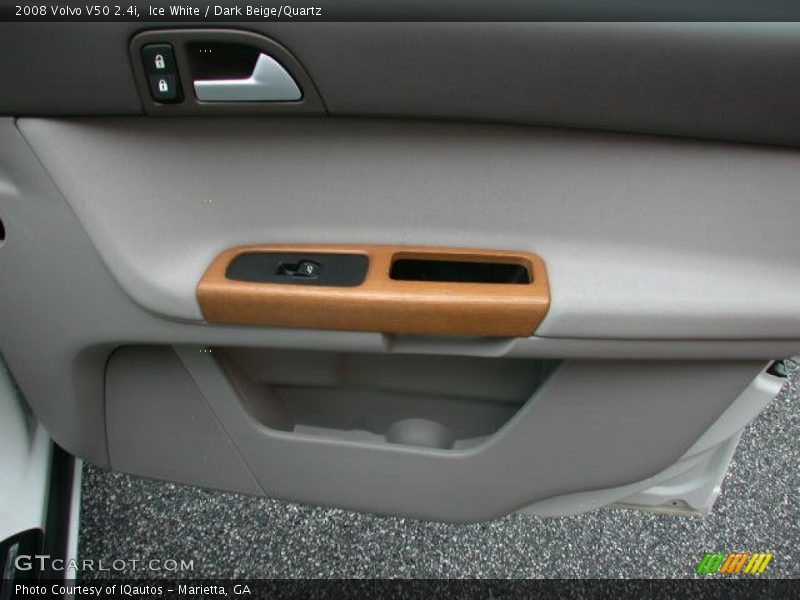 Ice White / Dark Beige/Quartz 2008 Volvo V50 2.4i
