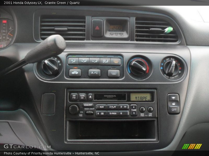 Granite Green / Quartz 2001 Honda Odyssey LX