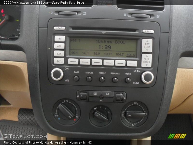 Salsa Red / Pure Beige 2009 Volkswagen Jetta SE Sedan