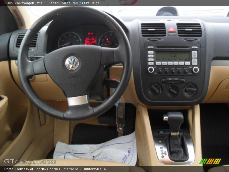 Salsa Red / Pure Beige 2009 Volkswagen Jetta SE Sedan