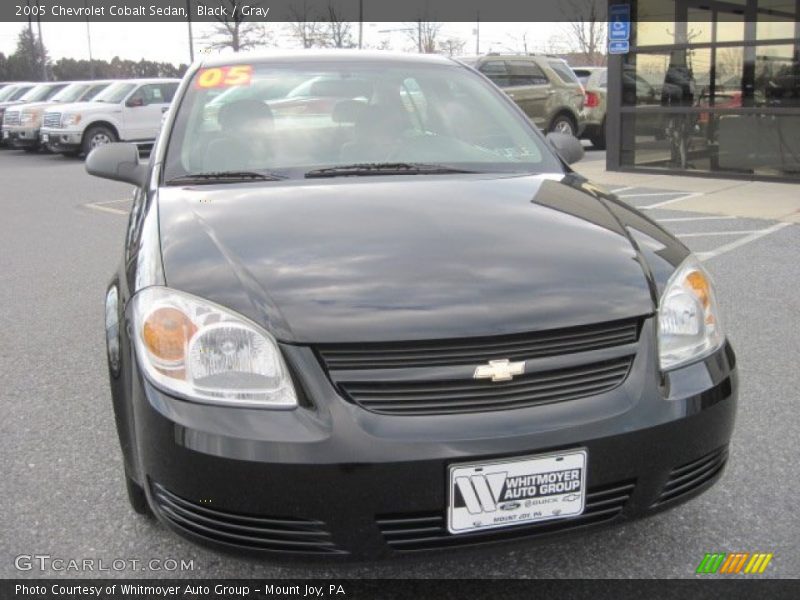 Black / Gray 2005 Chevrolet Cobalt Sedan