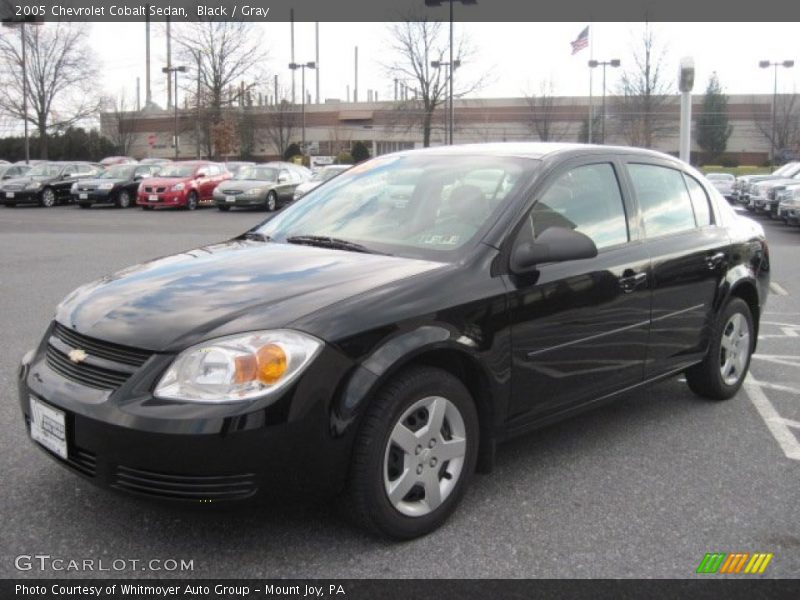 Black / Gray 2005 Chevrolet Cobalt Sedan