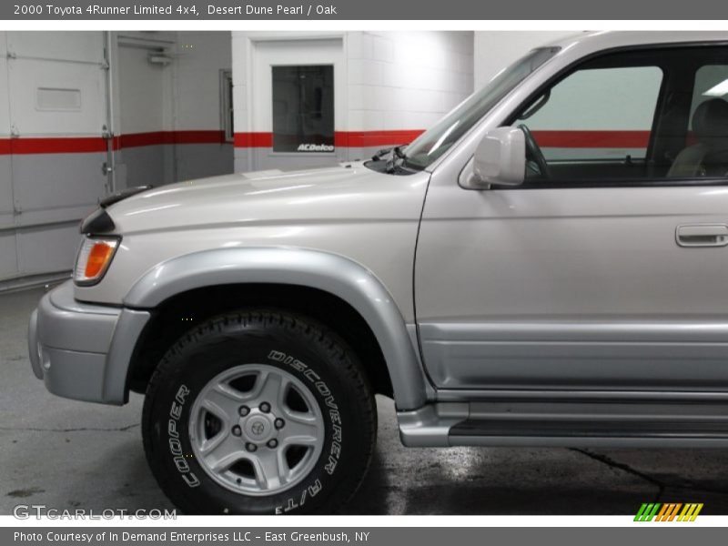 Desert Dune Pearl / Oak 2000 Toyota 4Runner Limited 4x4