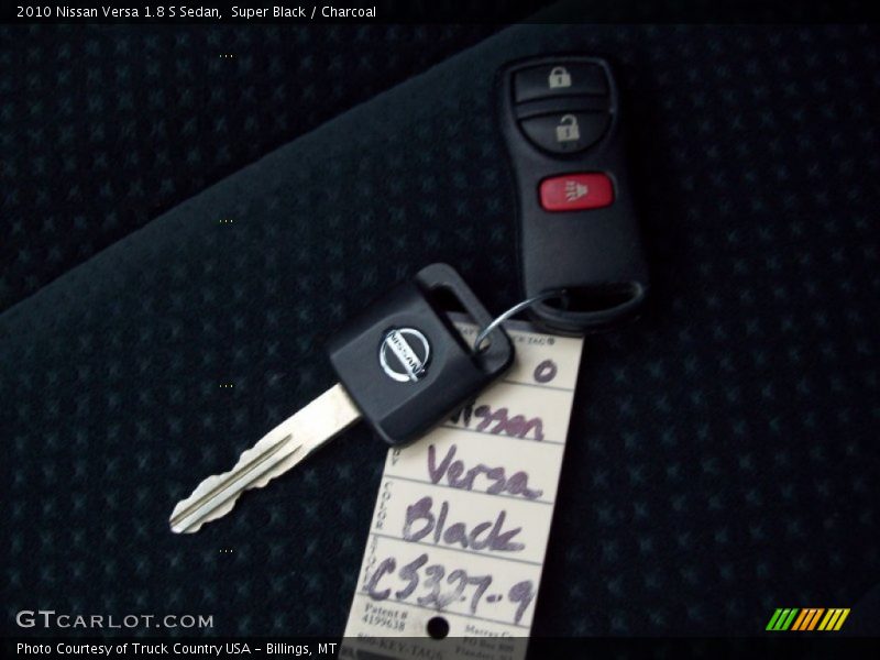 Super Black / Charcoal 2010 Nissan Versa 1.8 S Sedan