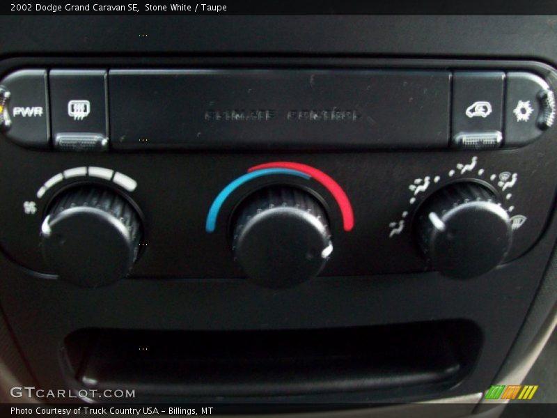 Stone White / Taupe 2002 Dodge Grand Caravan SE