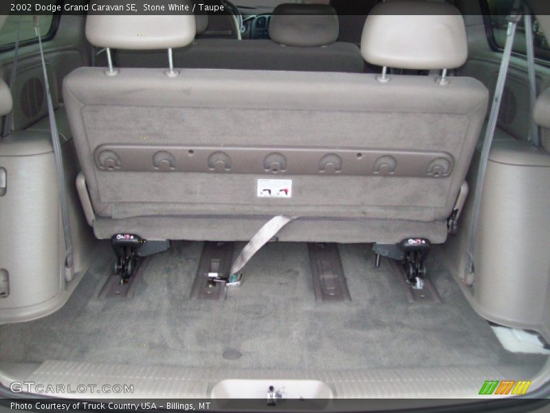 Stone White / Taupe 2002 Dodge Grand Caravan SE