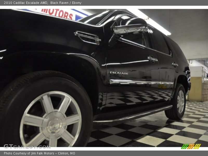 Black Raven / Ebony 2010 Cadillac Escalade AWD