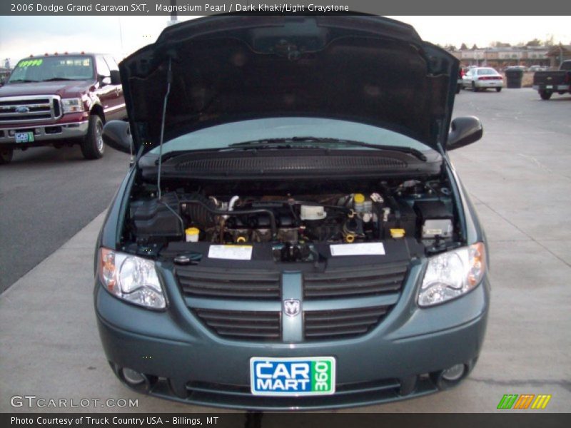 Magnesium Pearl / Dark Khaki/Light Graystone 2006 Dodge Grand Caravan SXT