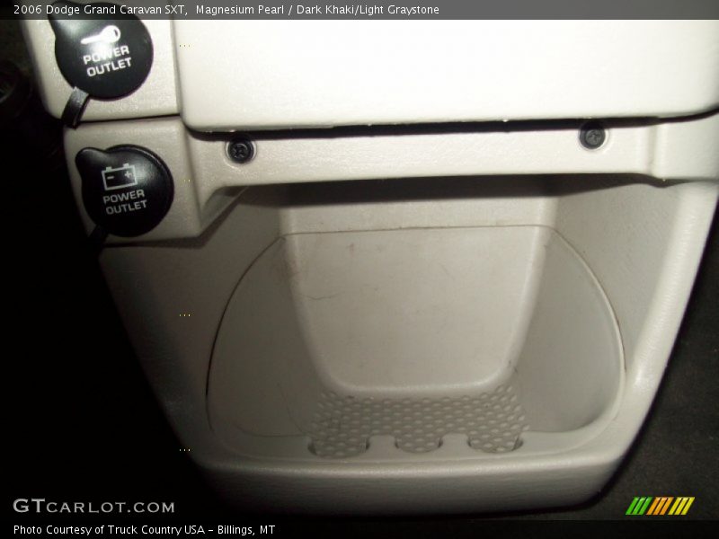 Magnesium Pearl / Dark Khaki/Light Graystone 2006 Dodge Grand Caravan SXT