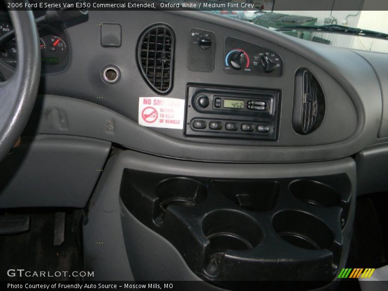 Oxford White / Medium Flint Grey 2006 Ford E Series Van E350 Commercial Extended