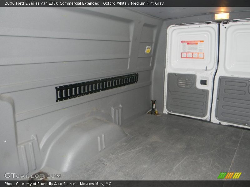 Oxford White / Medium Flint Grey 2006 Ford E Series Van E350 Commercial Extended