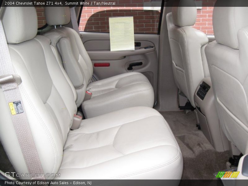 Summit White / Tan/Neutral 2004 Chevrolet Tahoe Z71 4x4