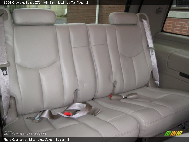 Summit White / Tan/Neutral 2004 Chevrolet Tahoe Z71 4x4