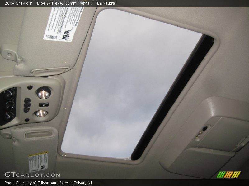 Summit White / Tan/Neutral 2004 Chevrolet Tahoe Z71 4x4