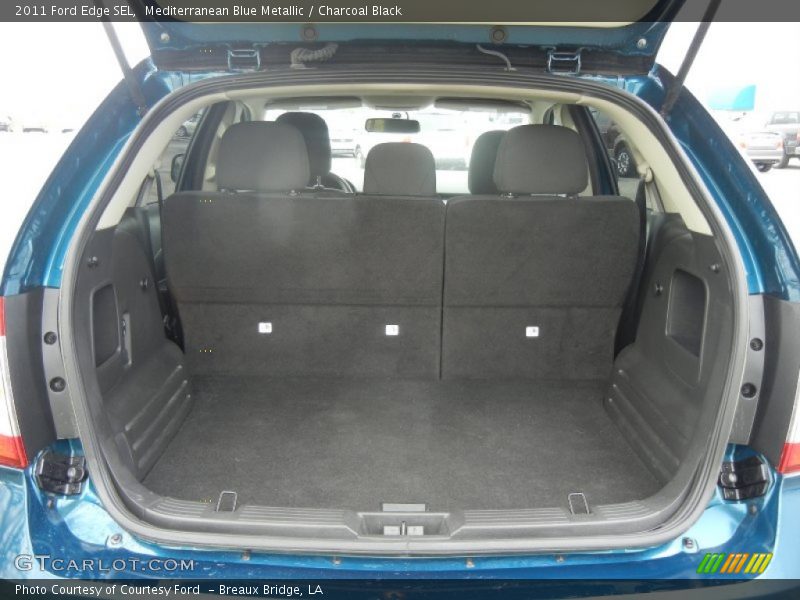  2011 Edge SEL Trunk