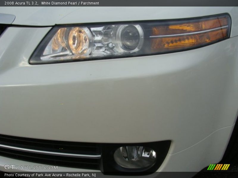 White Diamond Pearl / Parchment 2008 Acura TL 3.2