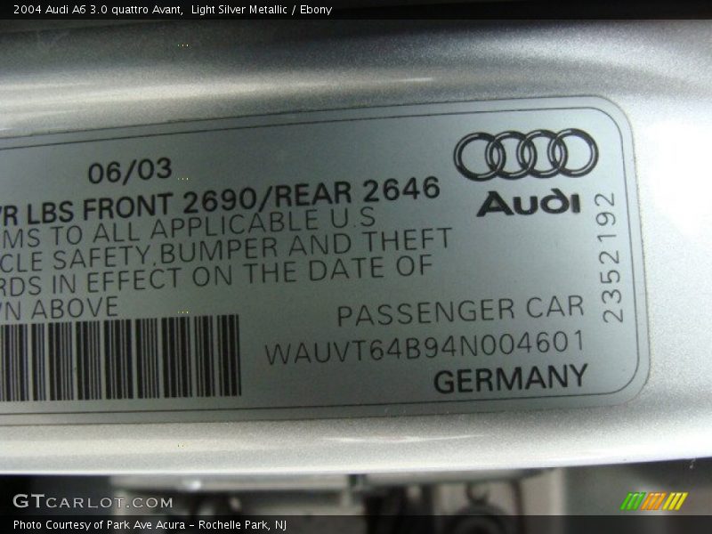 Light Silver Metallic / Ebony 2004 Audi A6 3.0 quattro Avant
