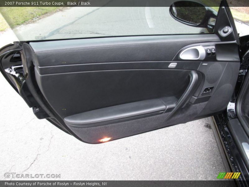 Door Panel of 2007 911 Turbo Coupe