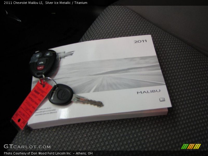 Silver Ice Metallic / Titanium 2011 Chevrolet Malibu LS