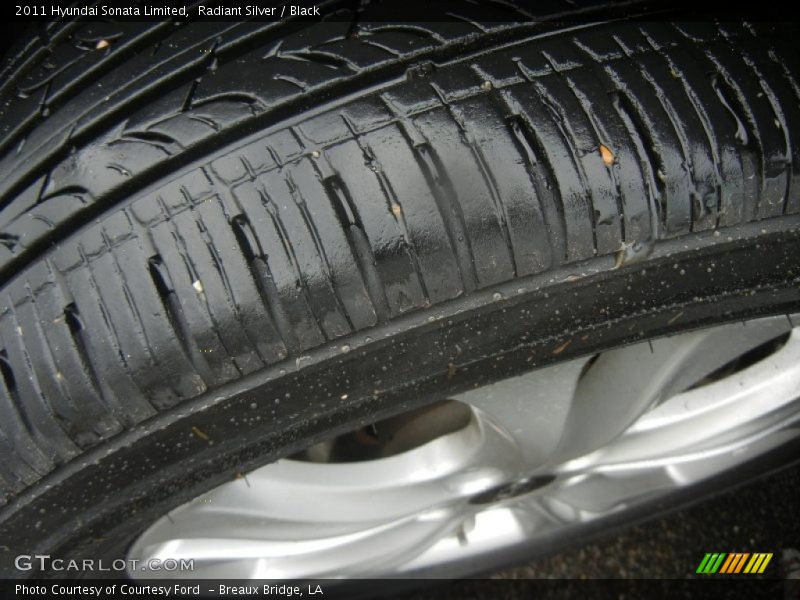 Radiant Silver / Black 2011 Hyundai Sonata Limited