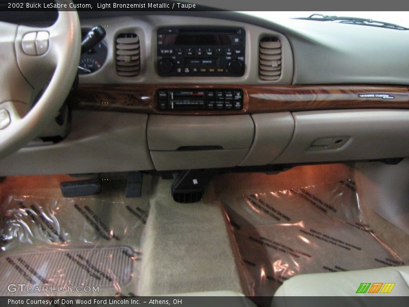 Light Bronzemist Metallic / Taupe 2002 Buick LeSabre Custom