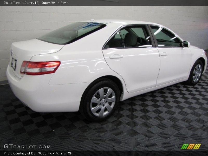 Super White / Ash 2011 Toyota Camry LE