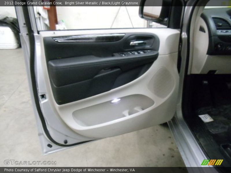 Bright Silver Metallic / Black/Light Graystone 2012 Dodge Grand Caravan Crew