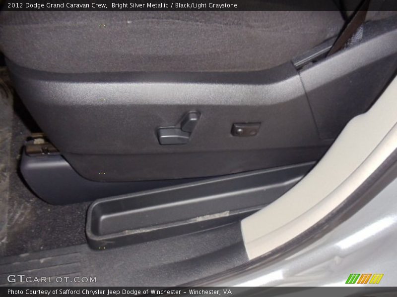 Bright Silver Metallic / Black/Light Graystone 2012 Dodge Grand Caravan Crew