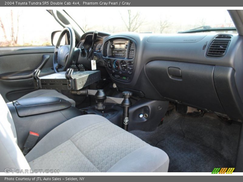 Phantom Gray Pearl / Gray 2004 Toyota Tundra SR5 Double Cab 4x4