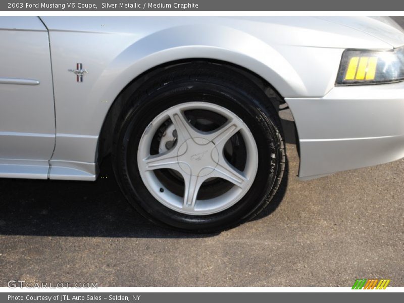 Silver Metallic / Medium Graphite 2003 Ford Mustang V6 Coupe