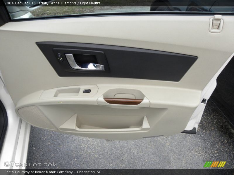 White Diamond / Light Neutral 2004 Cadillac CTS Sedan