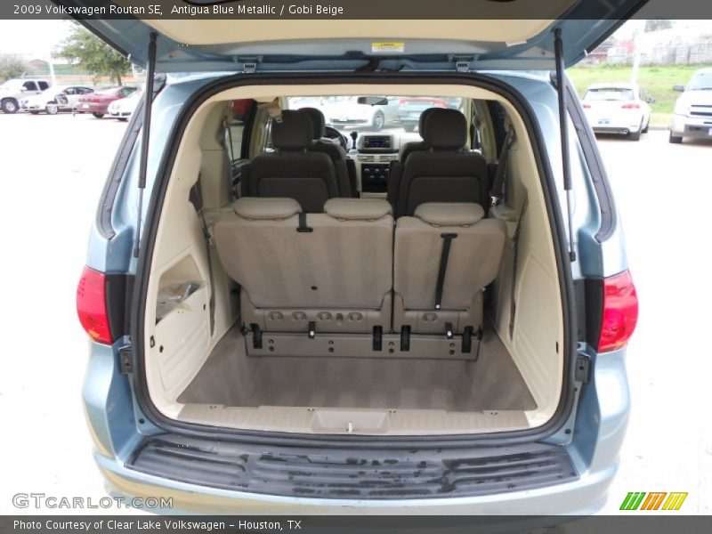 Antigua Blue Metallic / Gobi Beige 2009 Volkswagen Routan SE