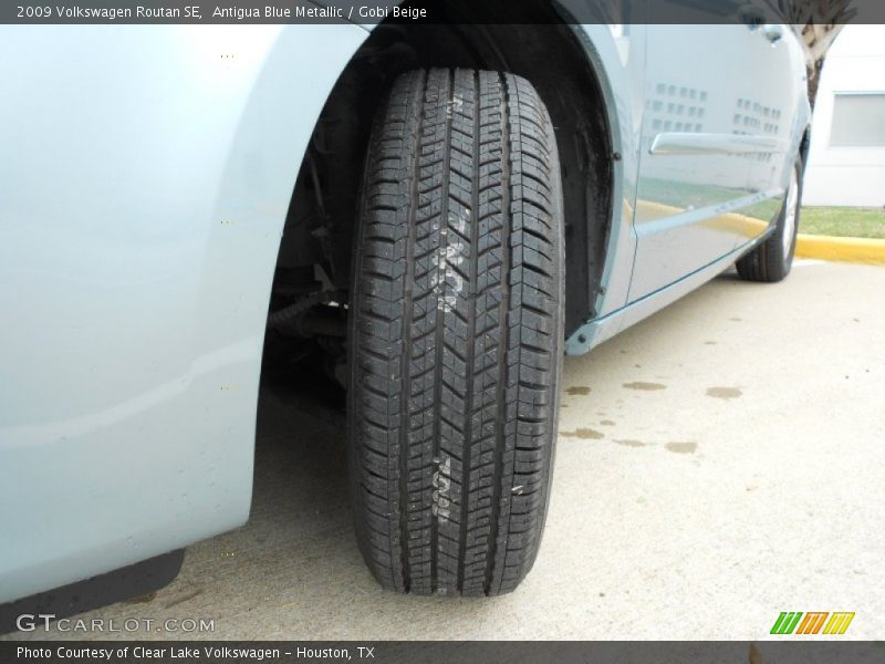 Antigua Blue Metallic / Gobi Beige 2009 Volkswagen Routan SE
