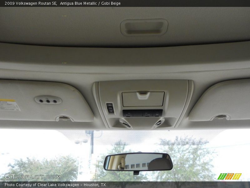 Antigua Blue Metallic / Gobi Beige 2009 Volkswagen Routan SE