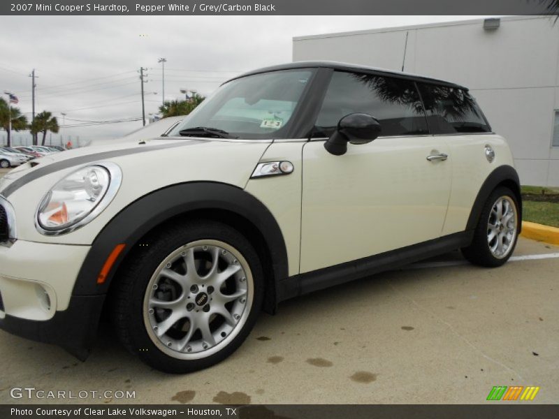 Pepper White / Grey/Carbon Black 2007 Mini Cooper S Hardtop