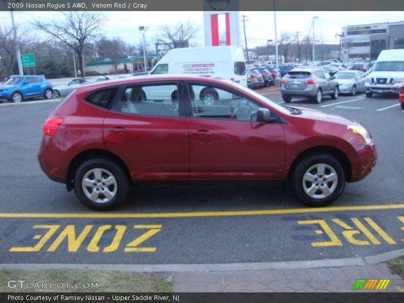 Venom Red / Gray 2009 Nissan Rogue S AWD