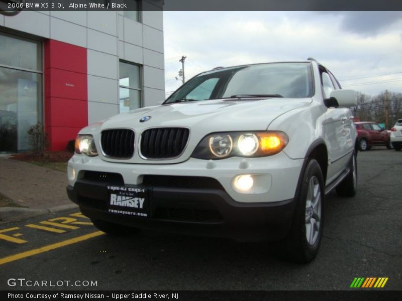 Alpine White / Black 2006 BMW X5 3.0i