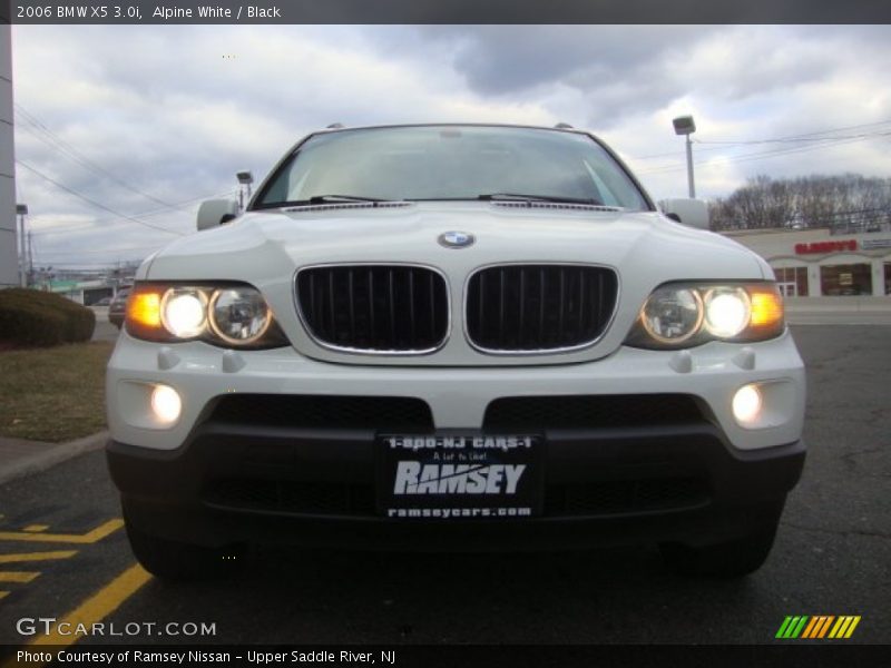 Alpine White / Black 2006 BMW X5 3.0i
