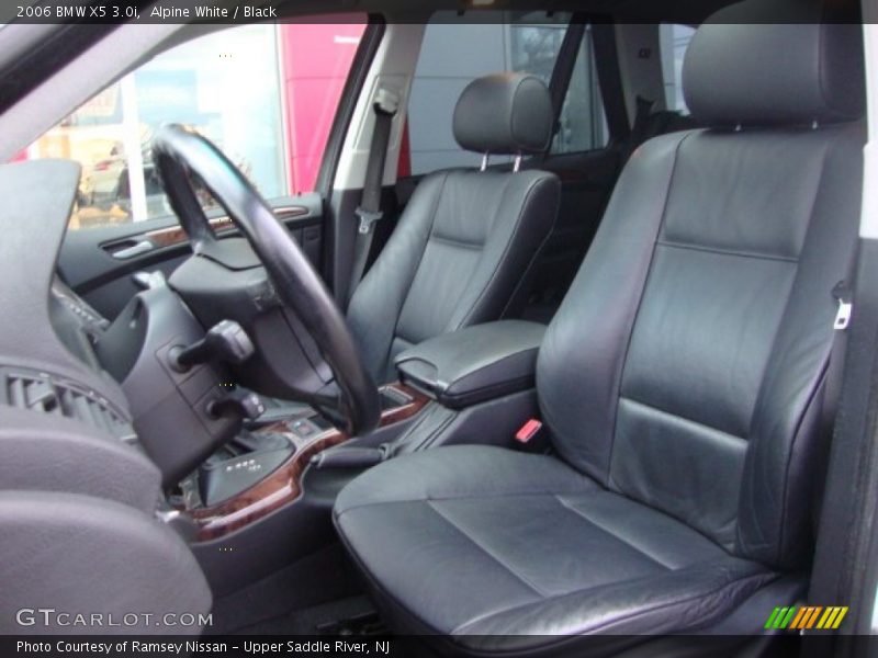 Alpine White / Black 2006 BMW X5 3.0i