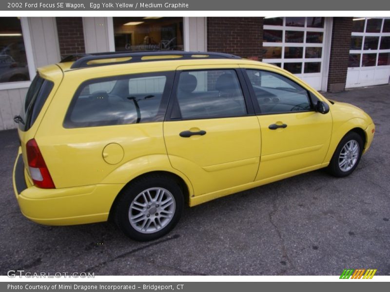  2002 Focus SE Wagon Egg Yolk Yellow
