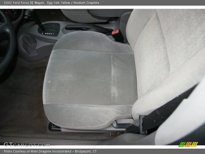  2002 Focus SE Wagon Medium Graphite Interior