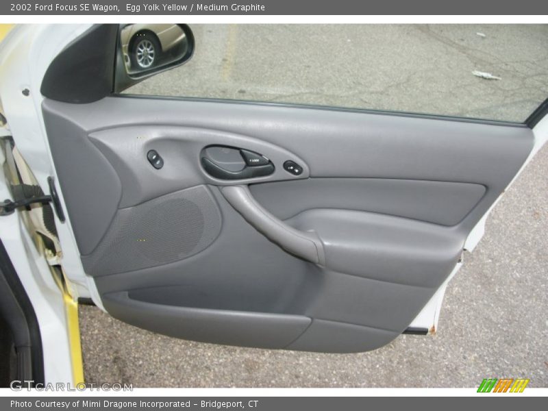 Egg Yolk Yellow / Medium Graphite 2002 Ford Focus SE Wagon