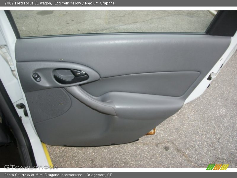 Egg Yolk Yellow / Medium Graphite 2002 Ford Focus SE Wagon