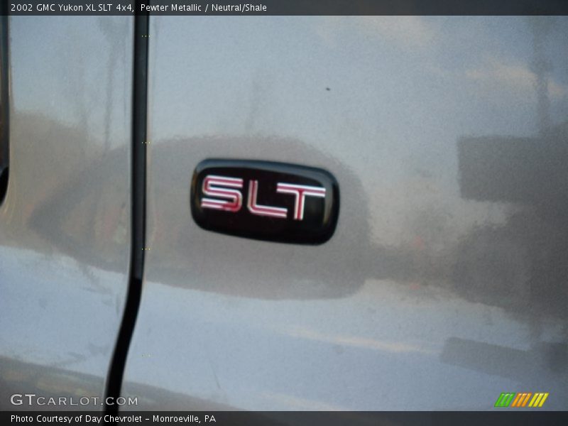 Pewter Metallic / Neutral/Shale 2002 GMC Yukon XL SLT 4x4