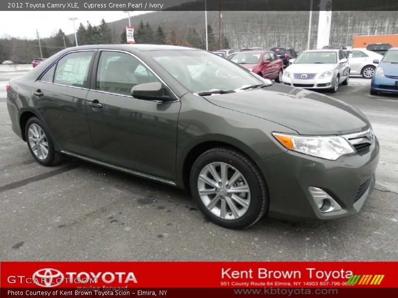 Cypress Green Pearl / Ivory 2012 Toyota Camry XLE