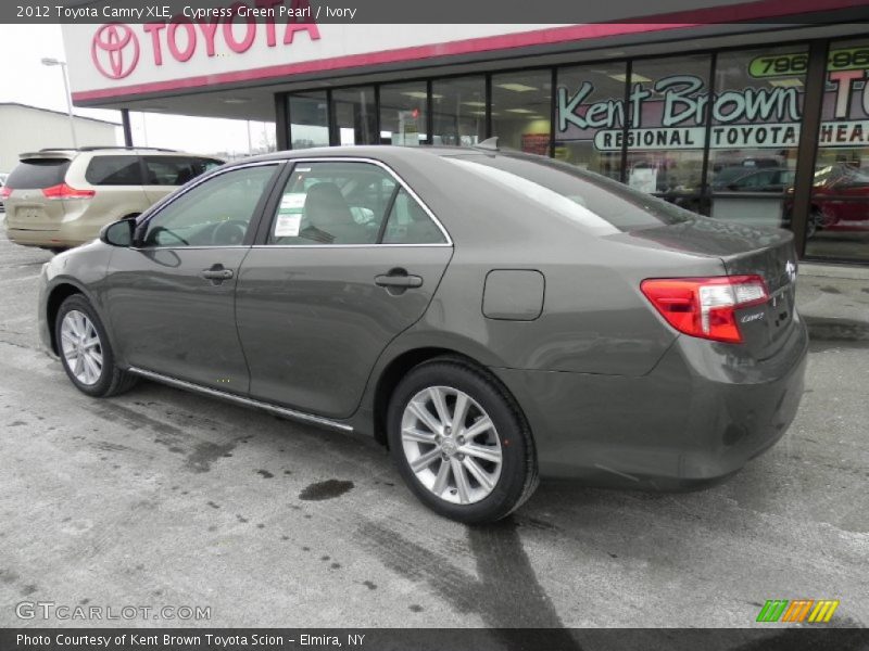 Cypress Green Pearl / Ivory 2012 Toyota Camry XLE