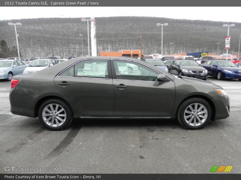 Cypress Green Pearl / Ivory 2012 Toyota Camry XLE